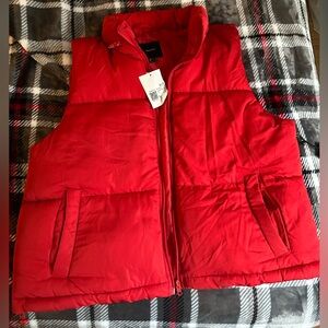 Forever 21 Bright Red Puffer Vest Large NWT